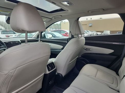 Certified 2024 Hyundai Tucson SEL w/ Convenience Package FWD image 24