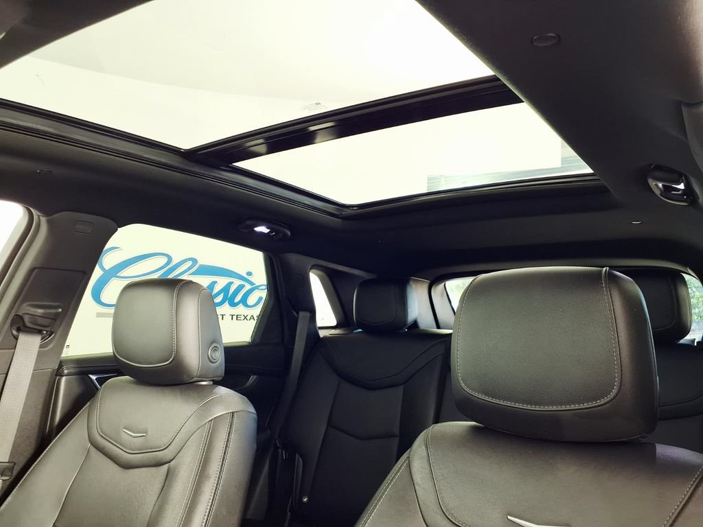 Used 2021 Cadillac XT5 Premium Luxury FWD image 14