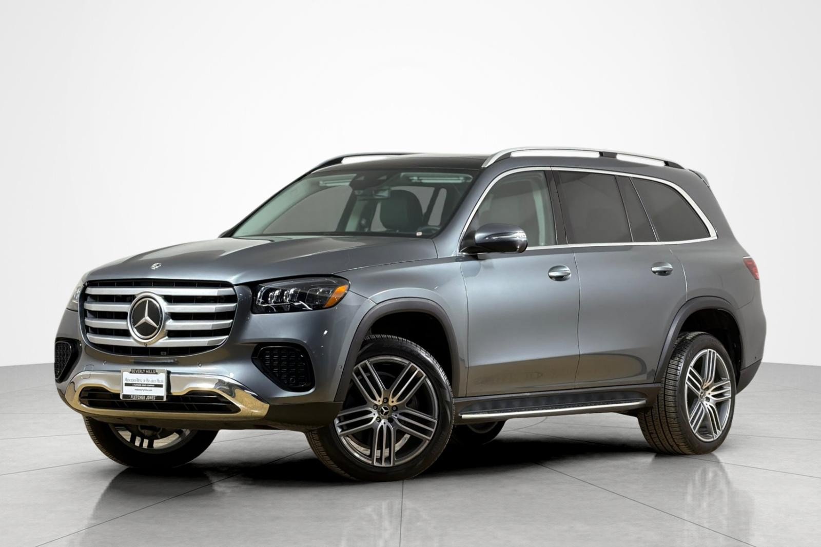Used 2024 Mercedes-Benz GLS 450 4MATIC image 1