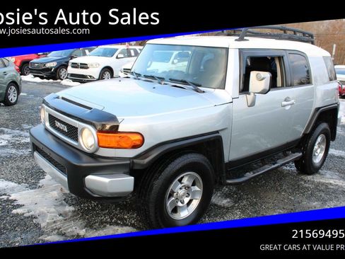 Used 2008 Toyota FJ Cruiser 4WD image 1