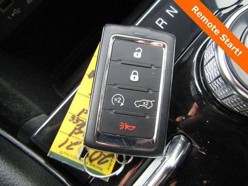 Used 2021 Jeep Grand Cherokee L Limited image 23