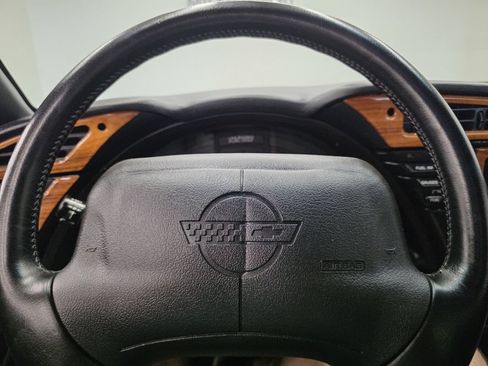 Used 1994 Chevrolet Corvette Coupe RWD image 31