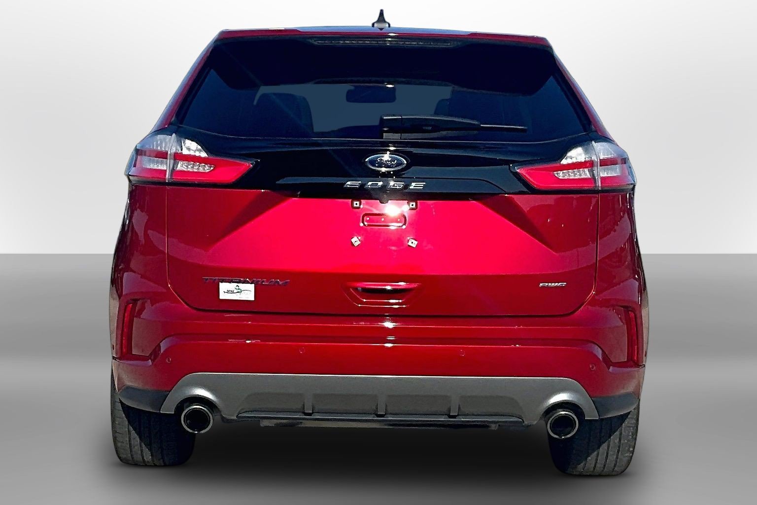 Certified 2023 Ford Edge Titanium w/ Equipment Group 301A AWD/4WD image 4