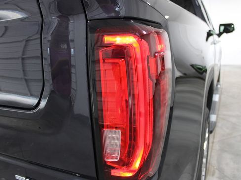 Used 2024 GMC Sierra 1500 Denali AWD/4WD image 27
