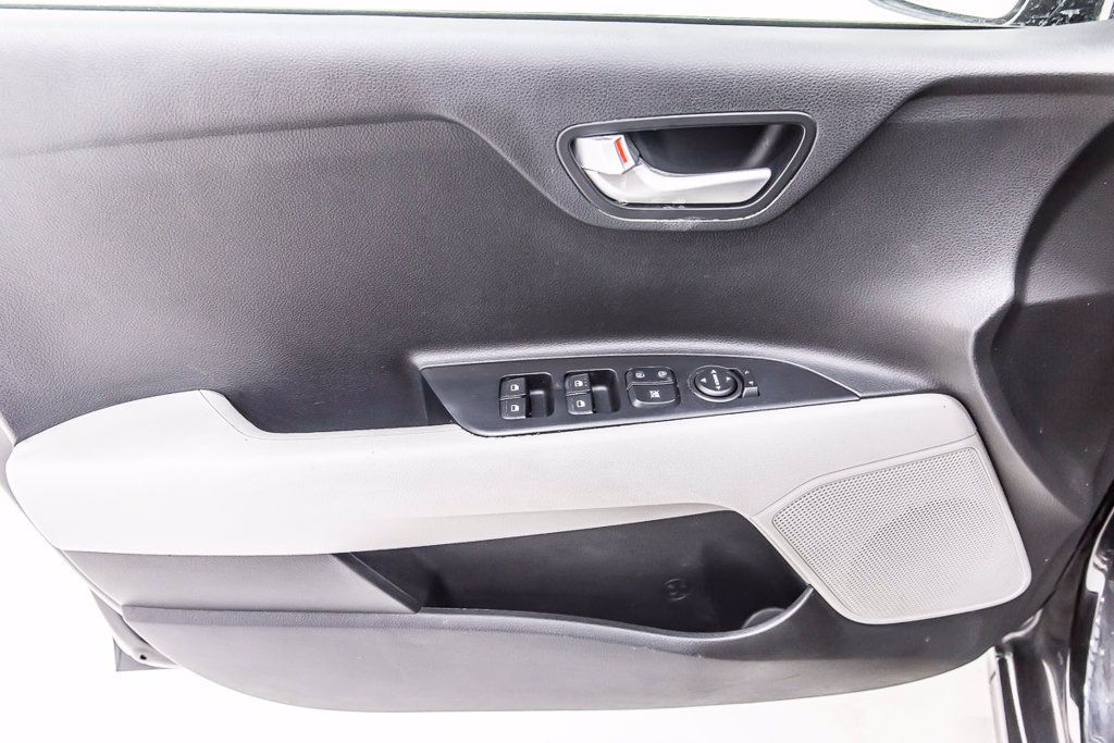 Used 2021 Kia Rio S FWD image 21
