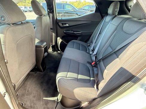 Used 2023 Chevrolet Bolt EUV LT image 19