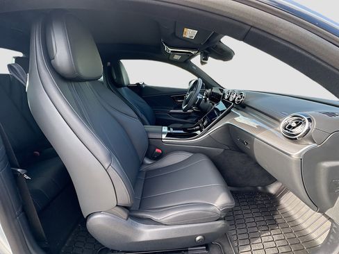 Used 2024 Mercedes-Benz CLE 450 4MATIC Coupe image 29