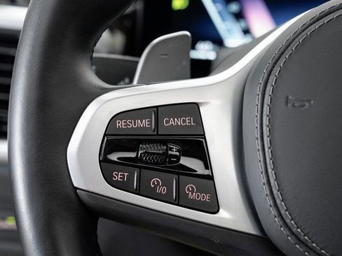 Used 2025 BMW X6 xDrive40i w/ Climate Comfort Package image 13