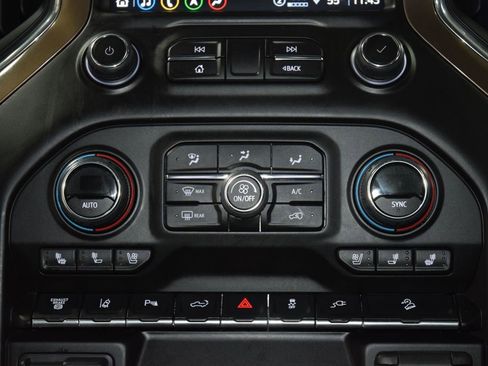 Used 2023 Chevrolet Silverado 2500 High Country w/ Safety Package II image 36