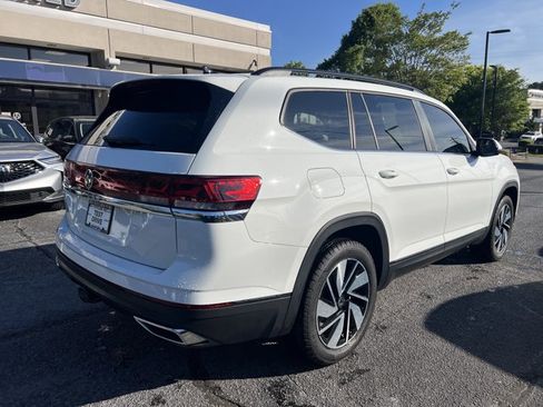 Used 2024 Volkswagen Atlas SE FWD image 5
