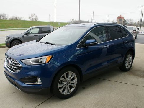 Used 2020 Ford Edge Titanium image 5