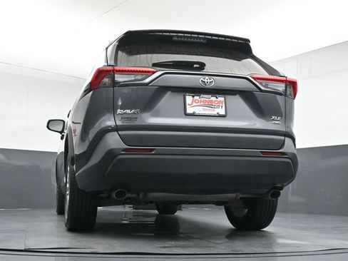 Used 2023 Toyota RAV4 XLE Premium AWD/4WD image 39