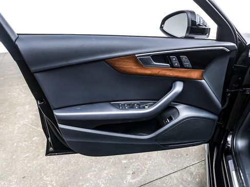 Used 2023 Audi A4 2.0T Premium w/ Convenience Package image 22