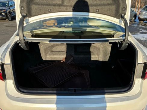 Used 2018 Lexus ES 300h image 12