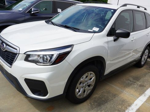 Used 2020 Subaru Forester w/ Alloy Wheel Package image 2