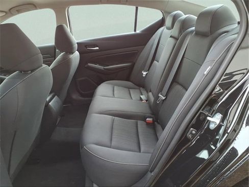 Used 2022 Nissan Altima 2.5 S image 22