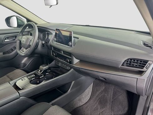 Used 2026 Nissan Rogue SV w/ Cold Weather Package FWD image 30