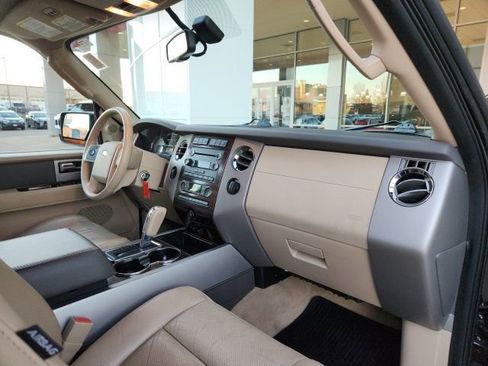 Used 2014 Ford Expedition XLT w/ Equipment Group 202A image 26