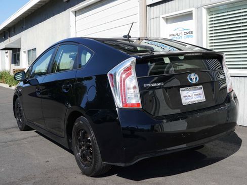 Used 2013 Toyota Prius Three image 15