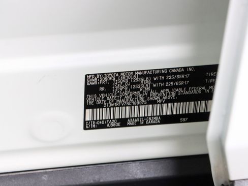 Used 2022 Toyota RAV4 XLE FWD image 31
