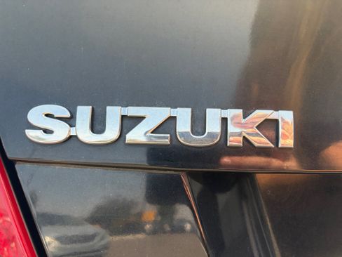 Used 2010 Suzuki Kizashi GTS FWD image 26