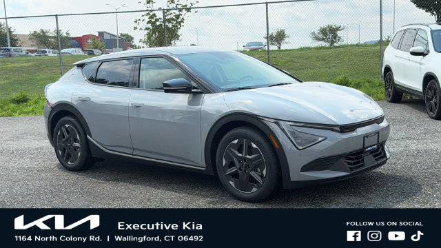 New 2026 Kia EV6 Light RWD image 2