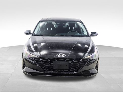 Used 2022 Hyundai Elantra SEL w/ Preferred Accessory Package image 8