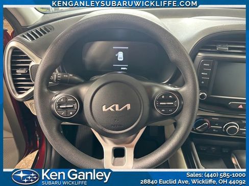 Used 2024 Kia Soul LX w/ Option Group 015 FWD image 13