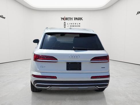 Used 2021 Audi Q7 2.0T Premium AWD/4WD image 4
