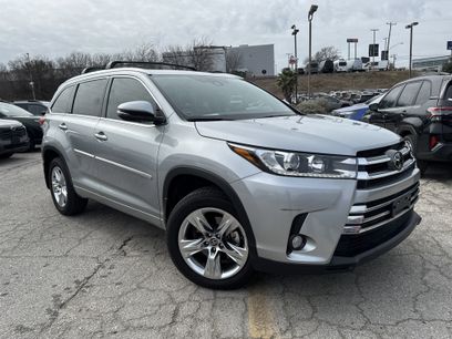 Used 2017 Toyota Highlander Limited