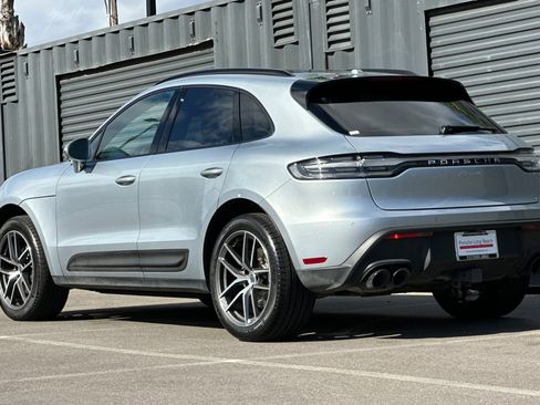 Used 2024 Porsche Macan AWD image 3