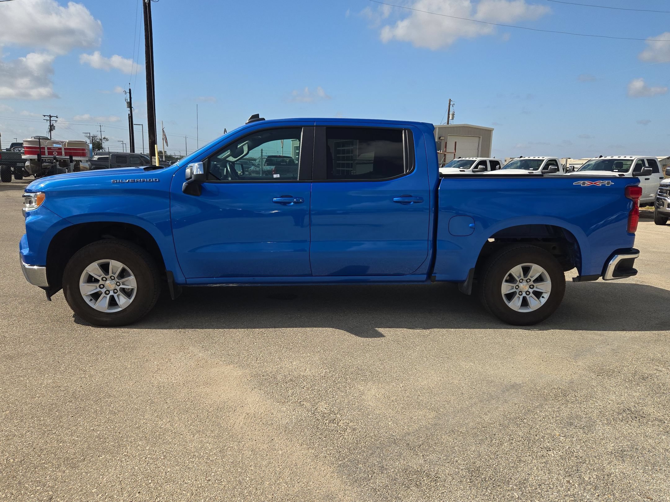 Used 2025 Chevrolet Silverado 1500 LT AWD/4WD image 6