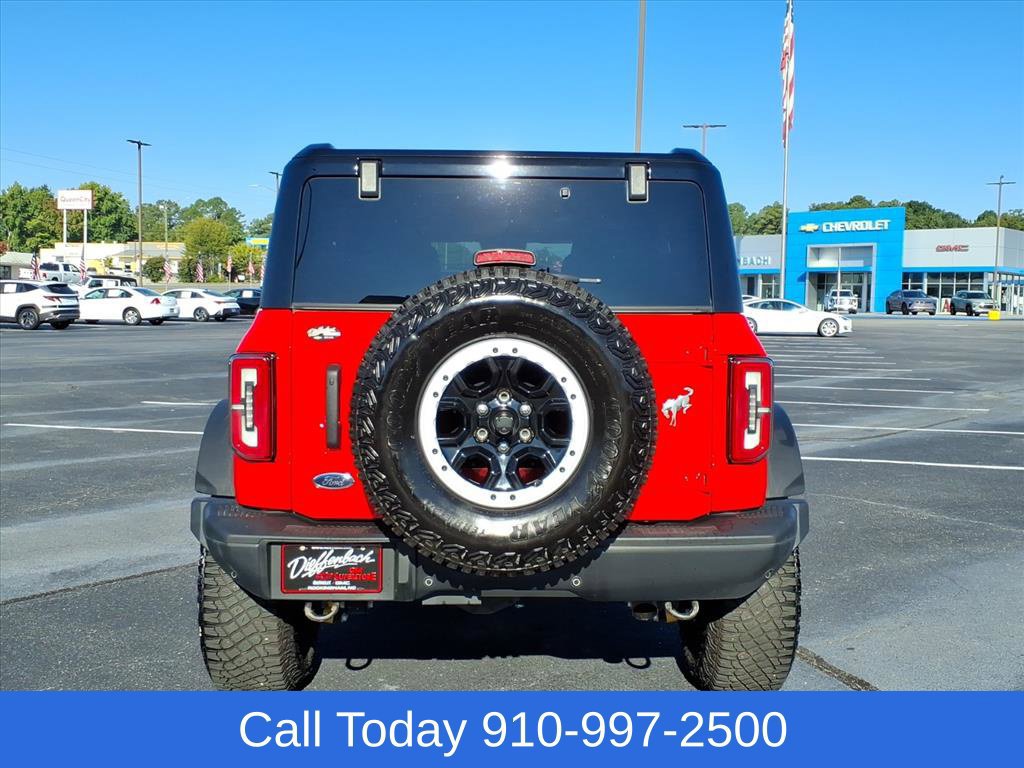 Used 2024 Ford Bronco Badlands w/ Sasquatch Package AWD/4WD image 4