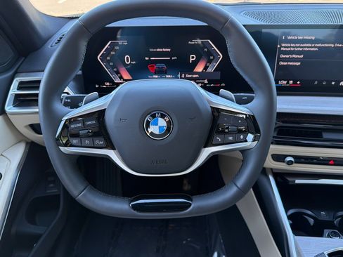 Used 2025 BMW 330i Sedan w/ Premium Package RWD image 18