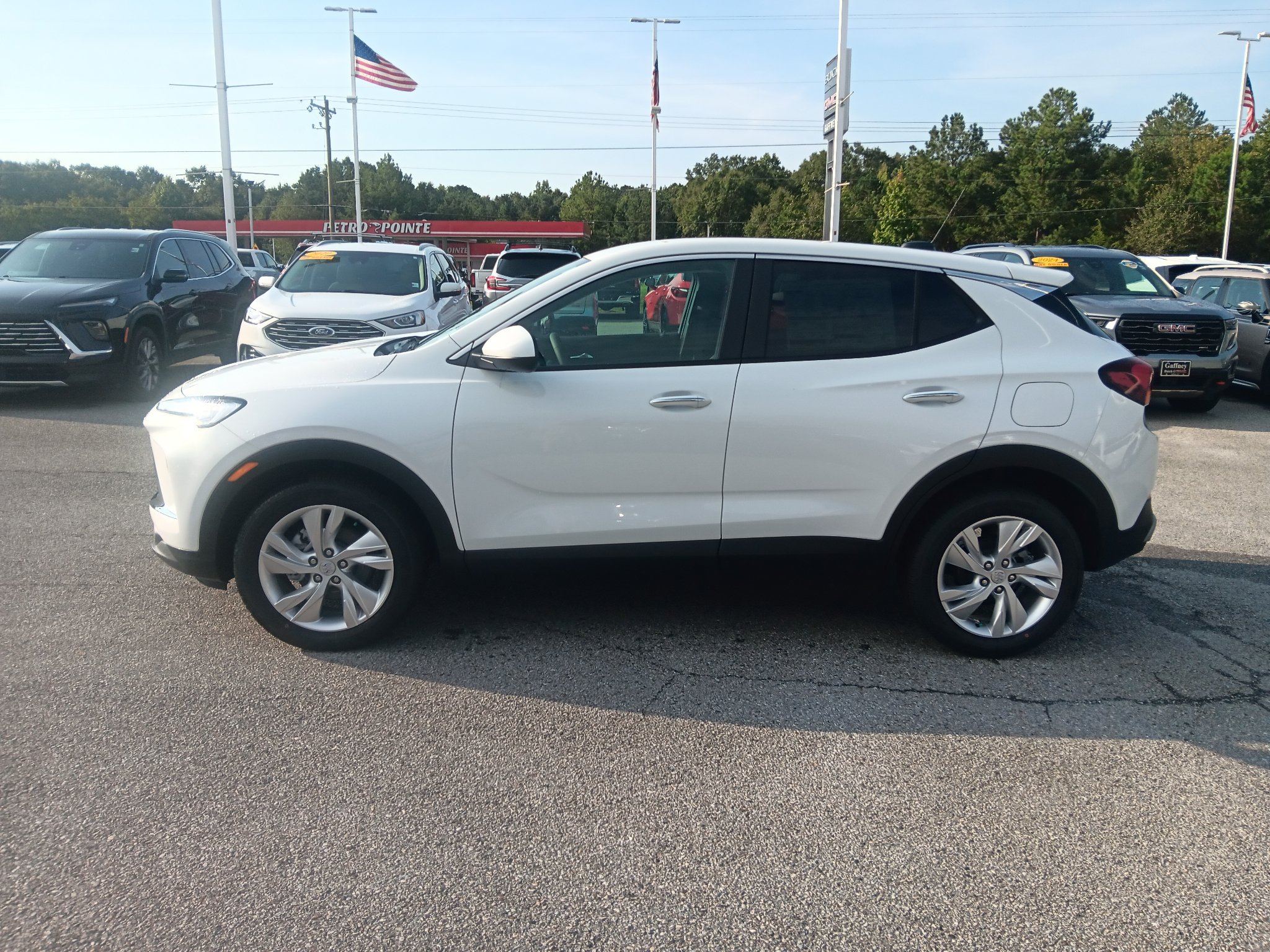 New 2026 Buick Encore GX Preferred FWD image 3