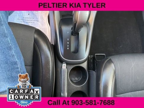 Used 2022 Chevrolet Trax LT w/ LT Convenience Package image 22