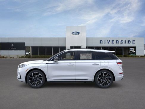 New 2025 Lincoln Corsair Grand Touring w/ Equipment Group 302A image 3