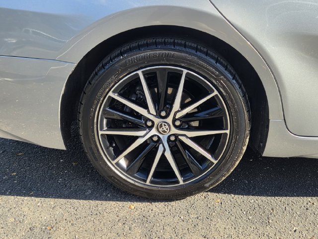 Certified 2021 Toyota Camry SE w/ Cold Weather Package AWD/4WD image 5