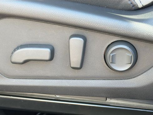 Used 2026 Subaru Forester Premium image 25