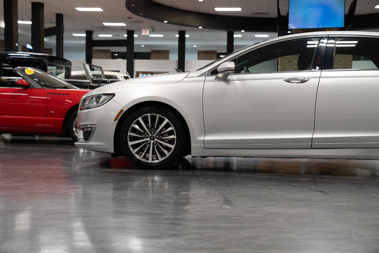 Used 2018 Lincoln MKZ Select w/ Select Plus Package FWD image 7