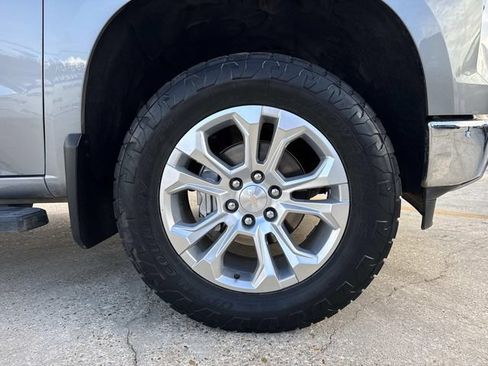 Used 2024 Chevrolet Silverado 1500 LTZ AWD/4WD image 7