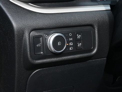 Used 2021 Ford Explorer XLT w/ Equipment Group 202A RWD image 14