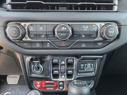 New 2026 Jeep Gladiator Rubicon w/ Steel Power Dome Hood Package image 13