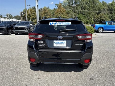 Used 2022 Subaru Crosstrek 2.5i Limited w/ Moonroof Package 2 image 4