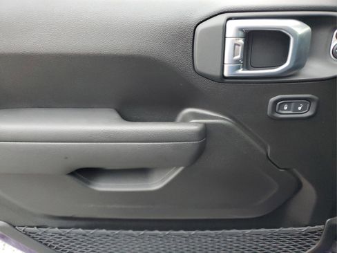 New 2026 Jeep Gladiator Willys AWD/4WD image 18