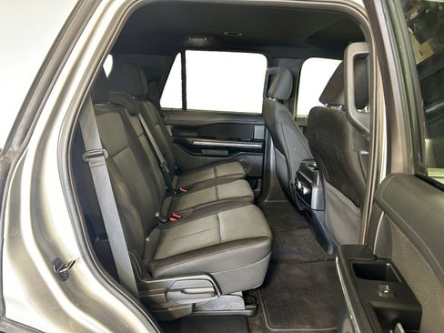 Used 2021 Ford Expedition XLT RWD image 20
