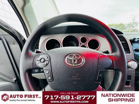 Used 2013 Toyota Tundra 4x4 CrewMax w/ SR5 Pkg image 10