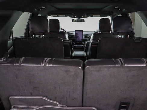 Used 2023 Ford Explorer ST w/ Technology Package image 31