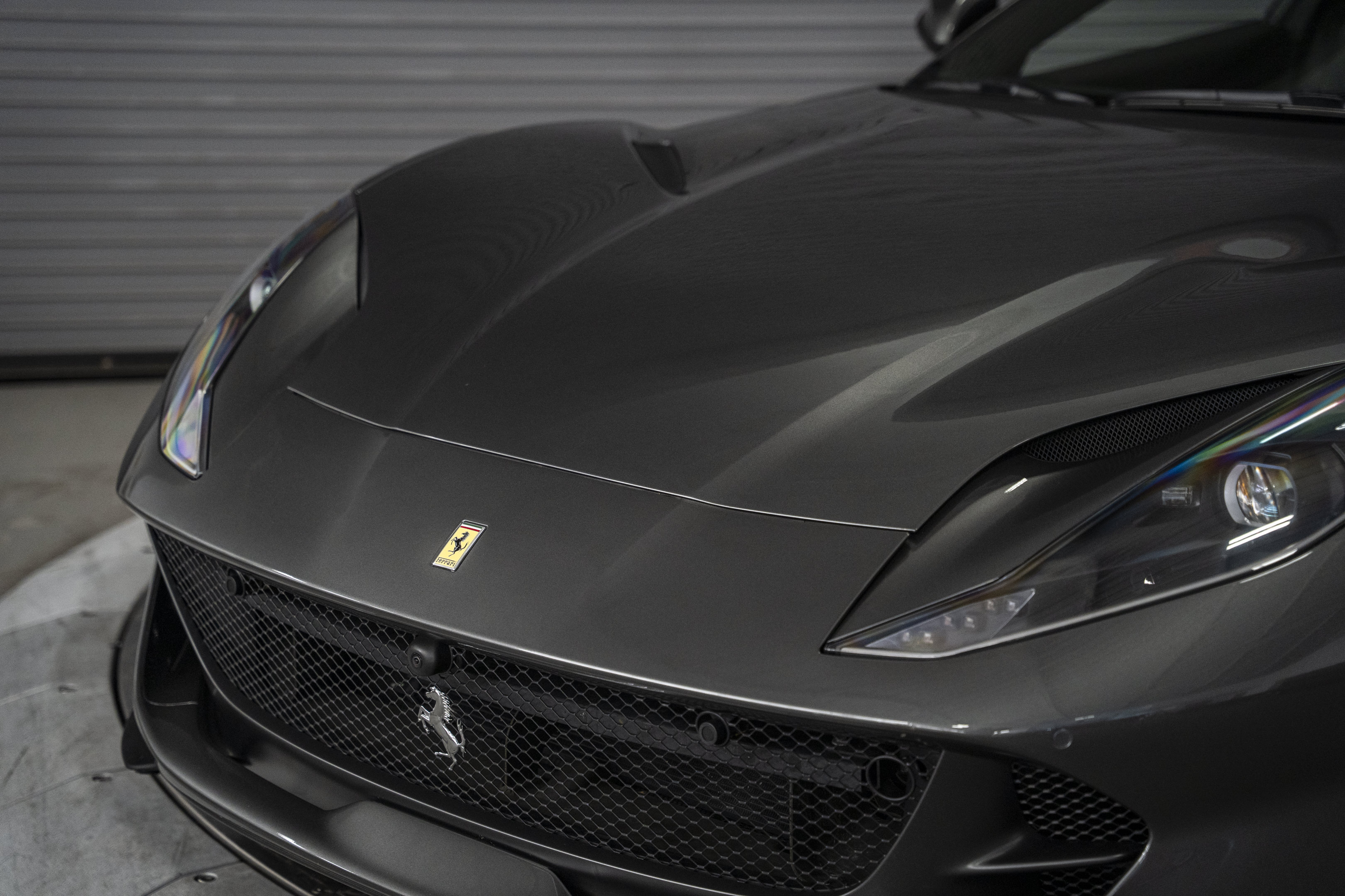 Used 2019 Ferrari 812 Superfast RWD image 10