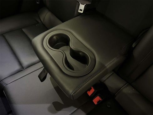 Certified 2024 Cadillac XT4 Sport w/ Cold Weather Package image 15